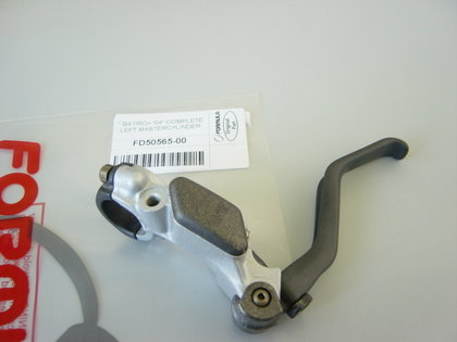 B4 Pro + complete left master cylinder