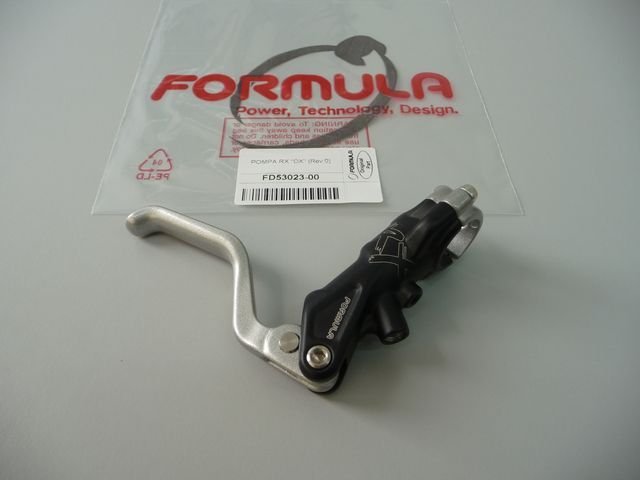 (Right) RX complete master cylinder