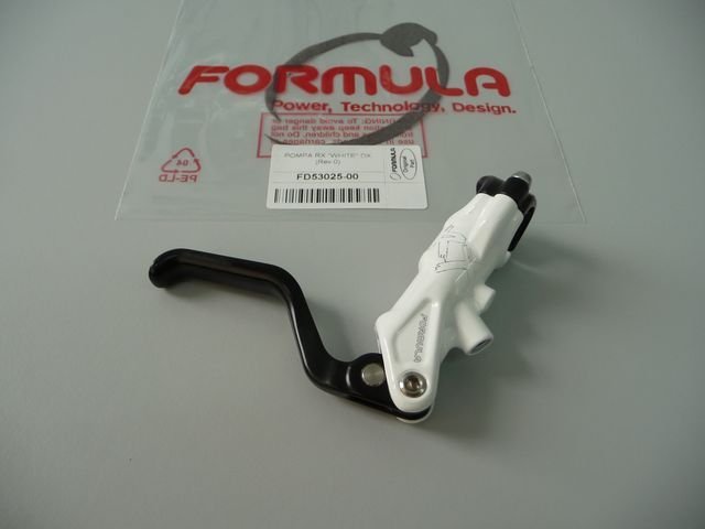 (Right) RX complete master cylinder